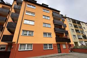 Wohnen mit Wohlfühlfaktor : leerstehende 3-Zimmer-Wohnung mit Balkon & Stellplatz – Die vollständige Adresse der Immobilie erhältst du vom Anbieter., 90443 Steinbühl, Nürnberg – Vorschaubild 2
