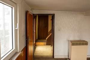 Renovierungsbedürftiges Haus mit 4 Zimmern in Hofheim. Baugenehmigung für 3 WE ist vorhanden!  – Alt Lorsbach 3, 65719 Hofheim am Taunus – Vorschaubild 27