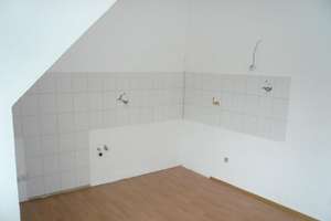 Schicke 2,5-Raum-DG-Wohnung in GE-Resse ab sofort zu vermieten – Ewaldstraße  11, 45892 Resse, Gelsenkirchen – Vorschaubild 8