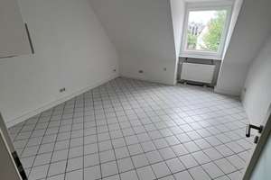 Frisch saniert! 2 Zimmer Dachgeschosswohnung im Südviertel – Walter-Hohmann-Str. 24, 45128 Südviertel, Essen – Vorschaubild 5