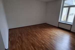 2 Zimmer Altbauwohnung mit Wintergarten Nähe Walkmühltalanlagen – Walkmühlstraße 25, 65195 Nordost, Wiesbaden – Vorschaubild 3