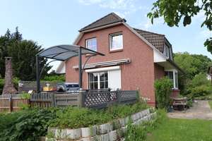 Top Lage: Einfamilienhaus in Sasel 977 m² Grundstück – Die vollständige Adresse der Immobilie erhältst du vom Anbieter., 22393 Sasel, Hamburg – Vorschaubild 2