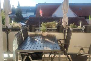 Helle moderne 3 Zimmer Wohnung 1 tes OG