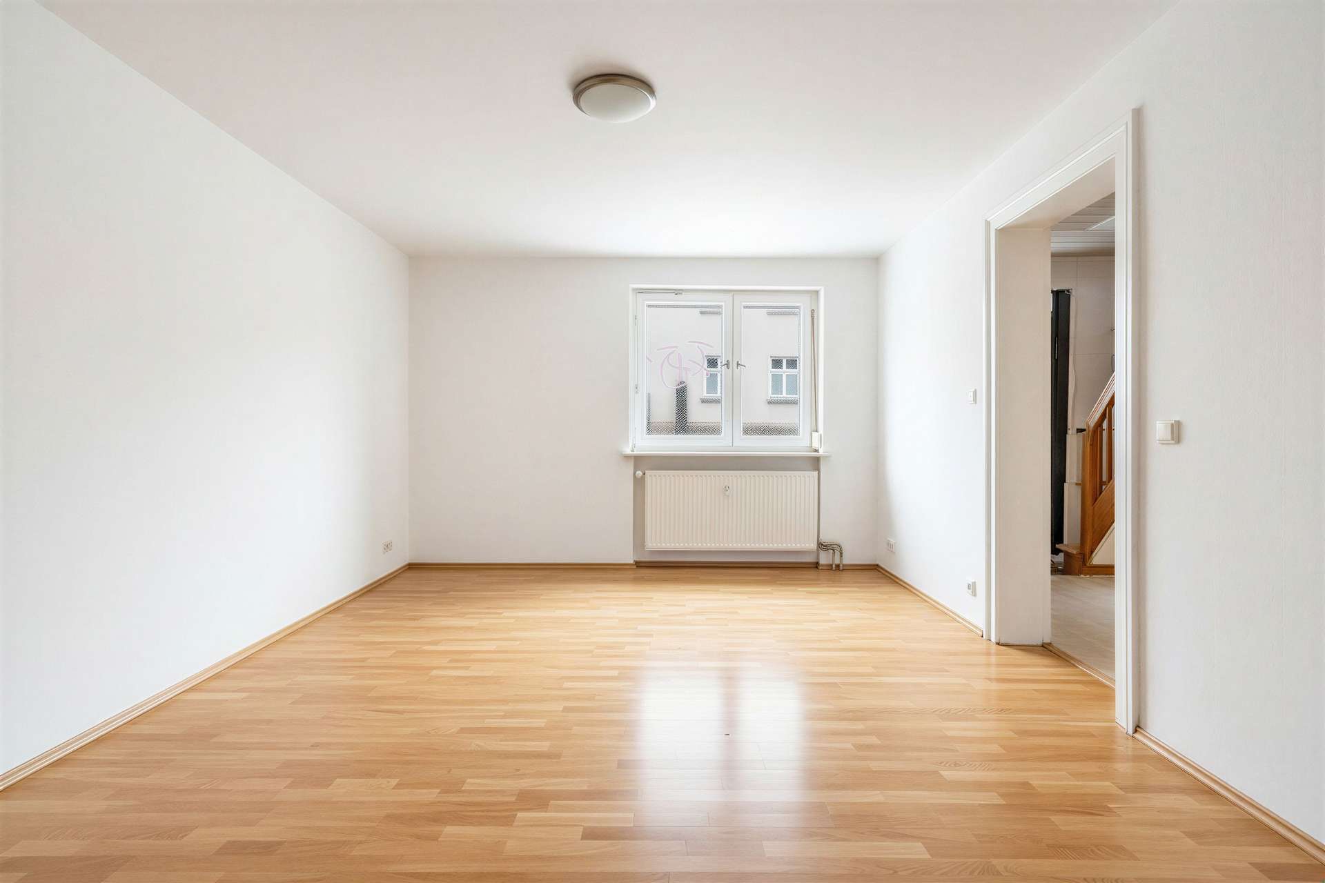 Altstadtcharme trifft Potenzial – Reihenhaus mit Entwicklungsmöglichkeiten am Straussee, Märkisch Oderland Kreis – Bild 4