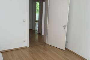Gepflegte 2,5-Zimmer-Wohnung mit Balkon in Essen – Gemarkenstr. 86, 45147 Holsterhausen, Essen – Vorschaubild 4