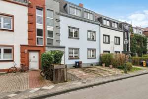 Solides 3 Familienhaus in gefragter Lage in Gerresheim – Die vollständige Adresse der Immobilie erhältst du vom Anbieter., 40625 Gerresheim, Düsseldorf – Vorschaubild 7