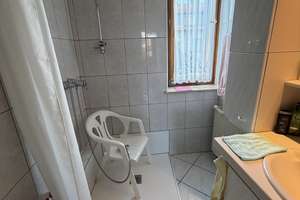 Einfamilienhaus mit vielseitigen Nebenflächen – Die vollständige Adresse der Immobilie erhältst du vom Anbieter., 97209 Veitshöchheim – Vorschaubild 5