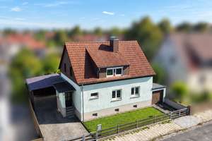 Freistehendes Familienhaus mit 6 Zimmern und großem Garten in Sömmerda