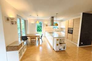 TOWNHOUSE MIT GARTEN: Exklusive Maisonettewohnung am Henninger Turm in Frankfurt – 60599 Sachsenhausen-Süd, Frankfurt am Main – Vorschaubild 5
