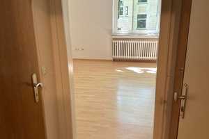 gepflegte 1-Raum-Wohnung mit Balkon in Köln Mülheim – Köln – Vorschaubild 1