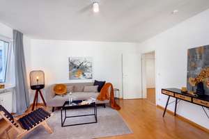 2-Zimmerwohnung mit Einbauküche & großem TG-Stellplatz zum Selbstbezug oder als Kapitalanlage