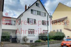 Familiendomizil in Ahrweiler – Die vollständige Adresse der Immobilie erhältst du vom Anbieter., 53474 Bad Neuenahr-Ahrweiler – Vorschaubild 1