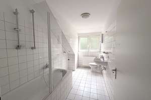 Frisch gestrichene 2-Zimmer Wohnung mit schönem Balkon – Sinnersdorfer Str. 68, 50769 Roggendorf/Thenhoven, Köln – Vorschaubild 7