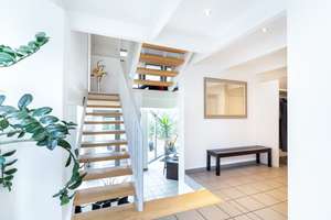 Architektenhaus mit Einliegerwohnung + Baugrundstück | SENNER HELLWEG | Wärmepumpe + PV aus 2025 – Die vollständige Adresse der Immobilie erhältst du vom Anbieter., 33659 Senne, Bielefeld – Vorschaubild 8