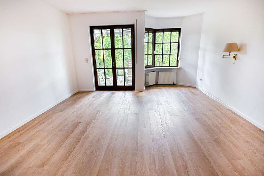 Immobilie in Veitshöchheim - Charmantes Reihenhaus in Top-Lage: Veitshöchheim mit Mainblick - Bild 1