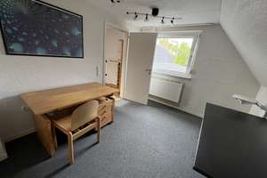 Freistehendes Einfamilienhaus-sehr großes Grundstück & Garage, Garten-tolle Wohngegend-von Privat – Elsenkamp 15, 47167 Neumühl, Duisburg – Vorschaubild 23