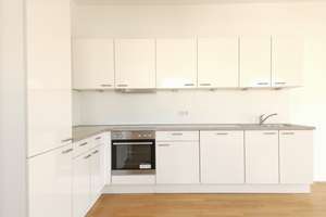 Penthouse-Highlight ohne Kompromisse: 4-Zi, EBK, Dachterrasse und Wintergarten! – Karlsbader Platz 14, 65197 Rheingauviertel / Hollerborn, Wiesbaden – Vorschaubild 11