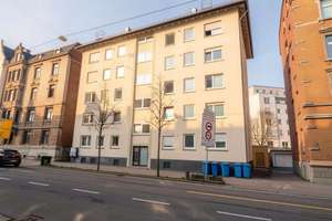 ++City Wohnung in Ulm++ Helle, renovierungsbedürftige DG-Wohnung mit 2-Bädern, EBK, 1 Stellplatz