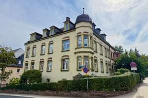 Gepflegte 2-Raum-Wohnung mit Erker in Uni-Nähe, sofort verfügbar – 9648 Mittweida – Vorschaubild 1