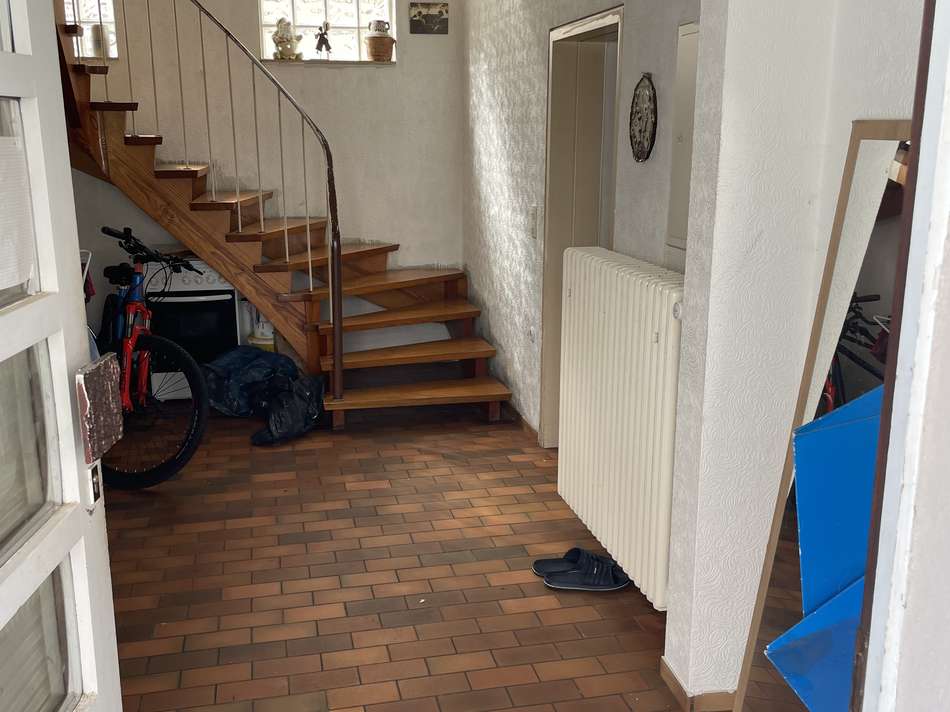 Flur und Eingang Vorderhaus