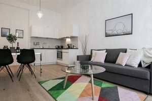 Stilvolle 2-Raum-Wohnung mit Einbauküche in Mönchengladbach – Schillerstraße 27, 41061 Mönchengladbach – Vorschaubild 2