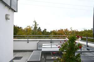 MÖBLIERT - PENTHOUSE - Schönes 2,5 Zimmern Appartment mit Dachterasse in Stuttgart – Rohrer Höhe 1, 70565 Rohr, Stuttgart – Vorschaubild 3