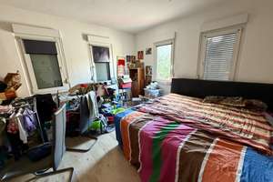 Renovierungsbedürftige 3-Zimmer-Wohnung in kleinem Mehrfamilienhaus – Die vollständige Adresse der Immobilie erhältst du vom Anbieter., 70435 Zuffenhausen-Mitte, Stuttgart – Vorschaubild 7