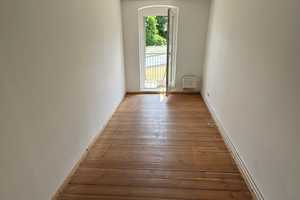 Geschmackvolle, gepflegte 2-Raum-Wohnung mit Balkon und EBK in Berlin Altglienicke (Treptow) – Grünauer Straße 14, 12524 Berlin – Vorschaubild 4