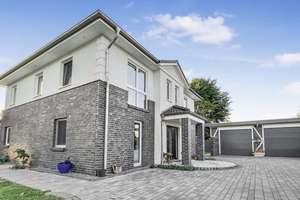 Hier werden Wohnträume wahr: Charmant und exklusiv - Villa mit modernstem Komfort. Absolutes JUWEL. – Die vollständige Adresse der Immobilie erhältst du vom Anbieter., 24803 Erfde – Vorschaubild 3