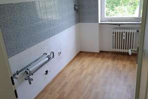Sehr gut geschnittene, helle 2-Zimmer-Wohnung mit Balkon und Tiefgaragenstellplatz zu verkaufen – 80686 Sankt Ulrich, München – Vorschaubild 8
