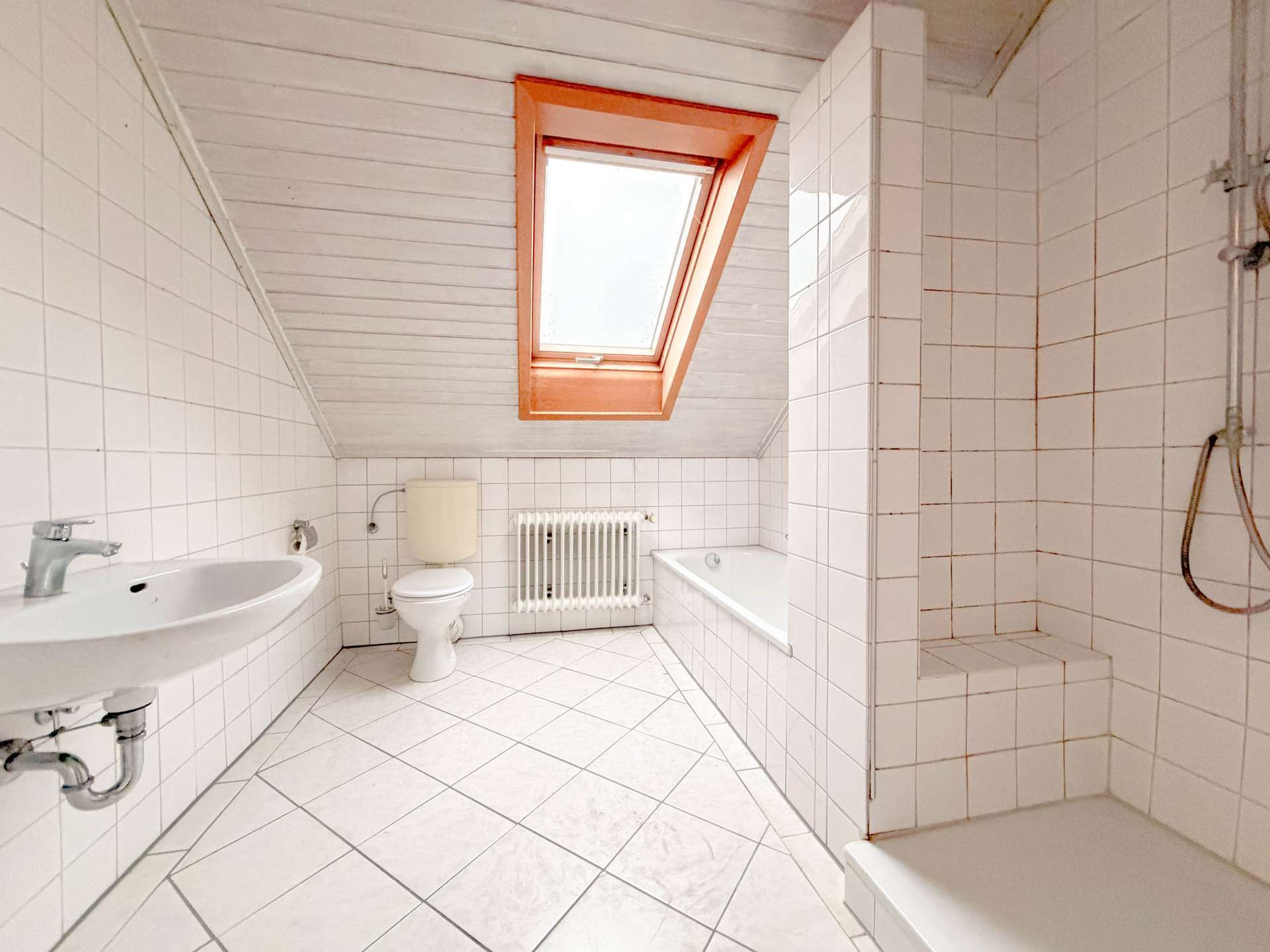 Immobilie in Everswinkel - Freistehendes Einfamilienhaus mit Raum für Handwerk, Hobby und Familie - Bild 9