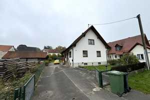 Charmantes, renovierungsbedürftiges Einfamilienhaus mit schönem großen Grundstück – Pfaffenhofen an der Ilm (Kreis) – Vorschaubild 10