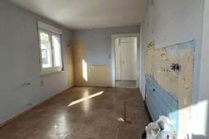 Schönes Einfamilienhaus in zentraler Lage mit Garten und Garage – Die vollständige Adresse der Immobilie erhältst du vom Anbieter., 35789 Weilmünster – Vorschaubild 8
