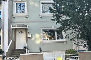 VON PRIVAT AN PRIVATE
OHNE MAKLER
Tieloh 83, 
22307 Hamburg