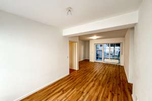 Moderne Wohnung mit zwei Balkonen und Aufzug!*Bad & Böden neu* – Die vollständige Adresse der Immobilie erhältst du vom Anbieter., 65195 Rheingauviertel / Hollerborn, Wiesbaden – Vorschaubild 4