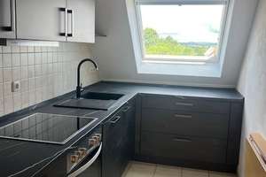 *KURZFRISTIG BEZIEHBAR* Helle 3 Zimmer-Dachwohnung mit Balkon in sonnenverwöhnte Lage und schönem  – Die vollständige Adresse der Immobilie erhältst du vom Anbieter., 97437 Haßfurt – Vorschaubild 6