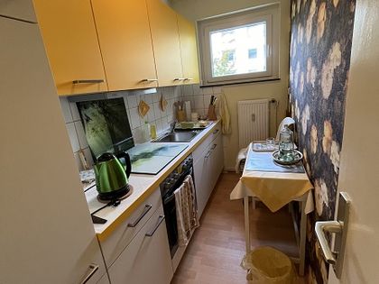 3 Zimmer Wohnung mit sold Einbauküche