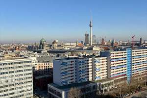 Skyline Living in Berlin-Mitte, großzügige 3-Zimmer-Wohnung mit spektakulärem Ausblick