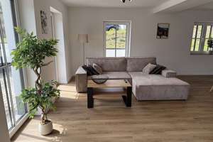 Mit 2 Schlafzimmern, ansprechendes Design  - KFW70 Standard