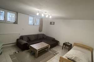 Renovierte und möblierte 1-Zimmer-Wohnung zentral in Stuttgart