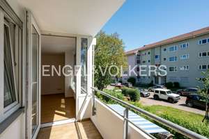 Bezugsfreie 3-Zimmer Wohnung mit Balkon in ruhiger Lage – Die vollständige Adresse der Immobilie erhältst du vom Anbieter., 70439 Stammheim-Mitte, Stuttgart – Vorschaubild 3