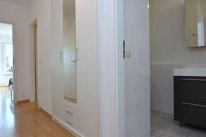 Sonnige, modern möblierte Wohnung mit Balkon in Stuttgart Botnang – Die vollständige Adresse der Immobilie erhältst du vom Anbieter., 70195 Botnang-Nord, Stuttgart – Vorschaubild 9