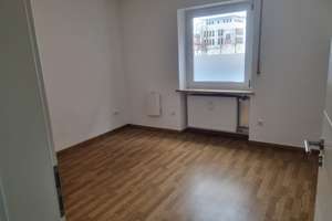 Provisionsfreie frisch sanierte 3-Zimmer-Wohnung mit Wohnküche | Hochparterre | Aufzug | TG optional – Sanderstraße 2, 86161 Wolfram-und Herrenbachviertel, Augsburg – Vorschaubild 5