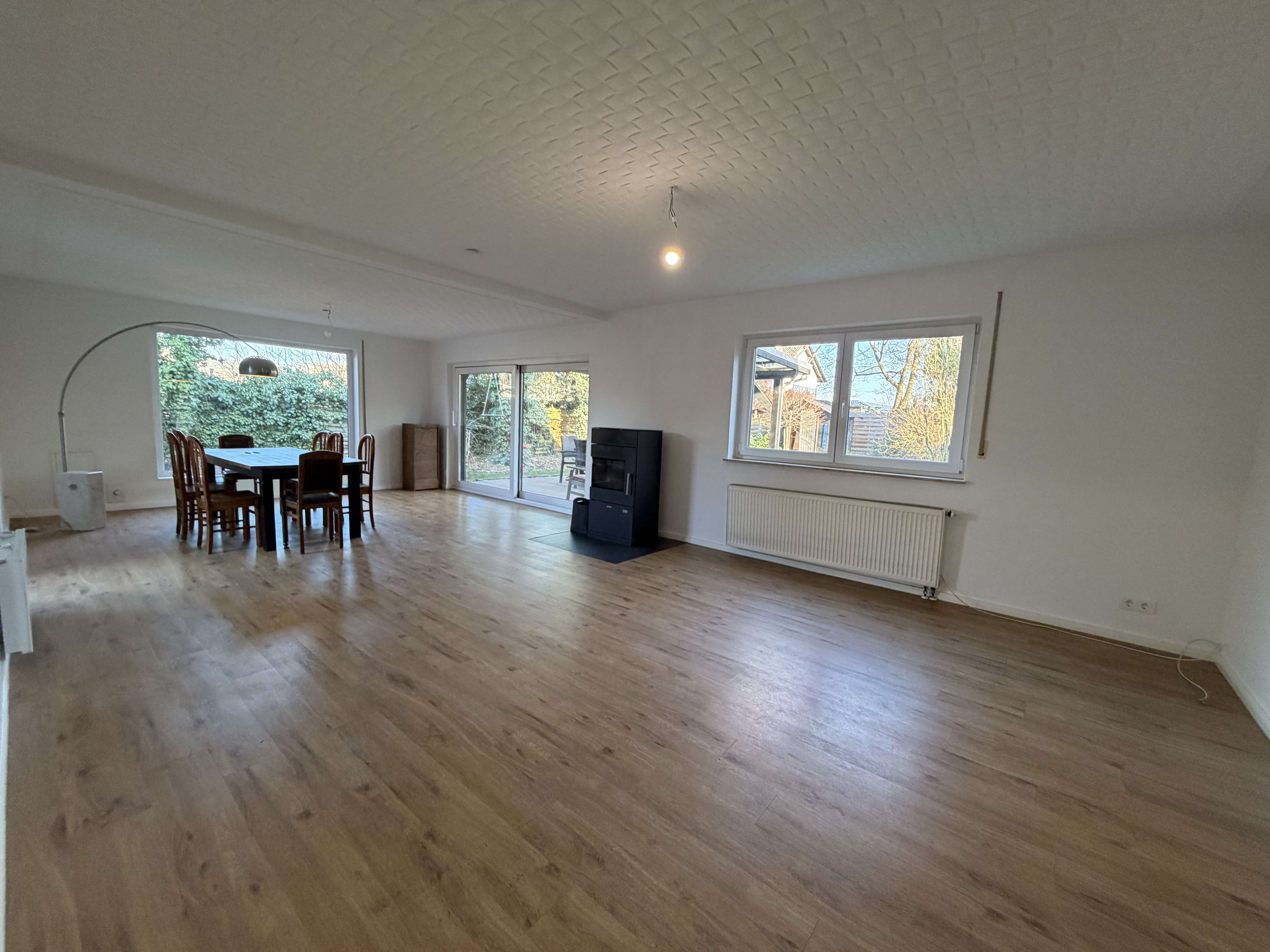 Immobilie in Kreuzwertheim - Haus, Wohnhaus, Einfamilienhaus mit großer Einliegerwohnung in Kreuzwertheim - Bild 12