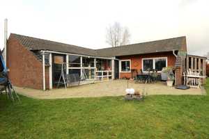 Winkelbungalow in bevorzugter Wohnlage! – Boy-Albers-Str. 2, 25704 Dithmarschen (Kreis) – Vorschaubild 2