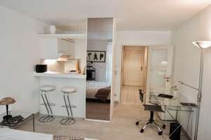 Möbliertes Terrassen-Apartment in ruhiger Wohnanlage – Liebigstr. 20 A, 80538 Lehel, München – Vorschaubild 10