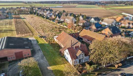 Bild von Denkmalgeschütztes Bauernhaus auf riesigem Grundstück: Eine einzigartige Gelegenheit in Lehrte-Im...