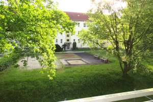 * * *Ihre neue Wohnung mit DUSCHKABINE in Wohnanlage mit viel Grün* * * – Kirchhoffstraße 9, 9117 Siegmar, Chemnitz – Vorschaubild 3