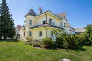 KENSINGTON - EXKLUSIV - Gepflegtes Mehrfamilienhaus mit 4 Wohneinheiten, Tiefgarage & Pool! – Die vollständige Adresse der Immobilie erhältst du vom Anbieter., 13591 Staaken, Berlin – Vorschaubild 2