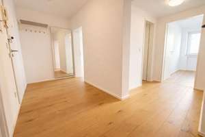 Helle 2 Zi Whg mit Aufzug, direkt am Fürstenplatz **Ohne Makler** – Die vollständige Adresse der Immobilie erhältst du vom Anbieter., 40215 Friedrichstadt, Düsseldorf – Vorschaubild 4